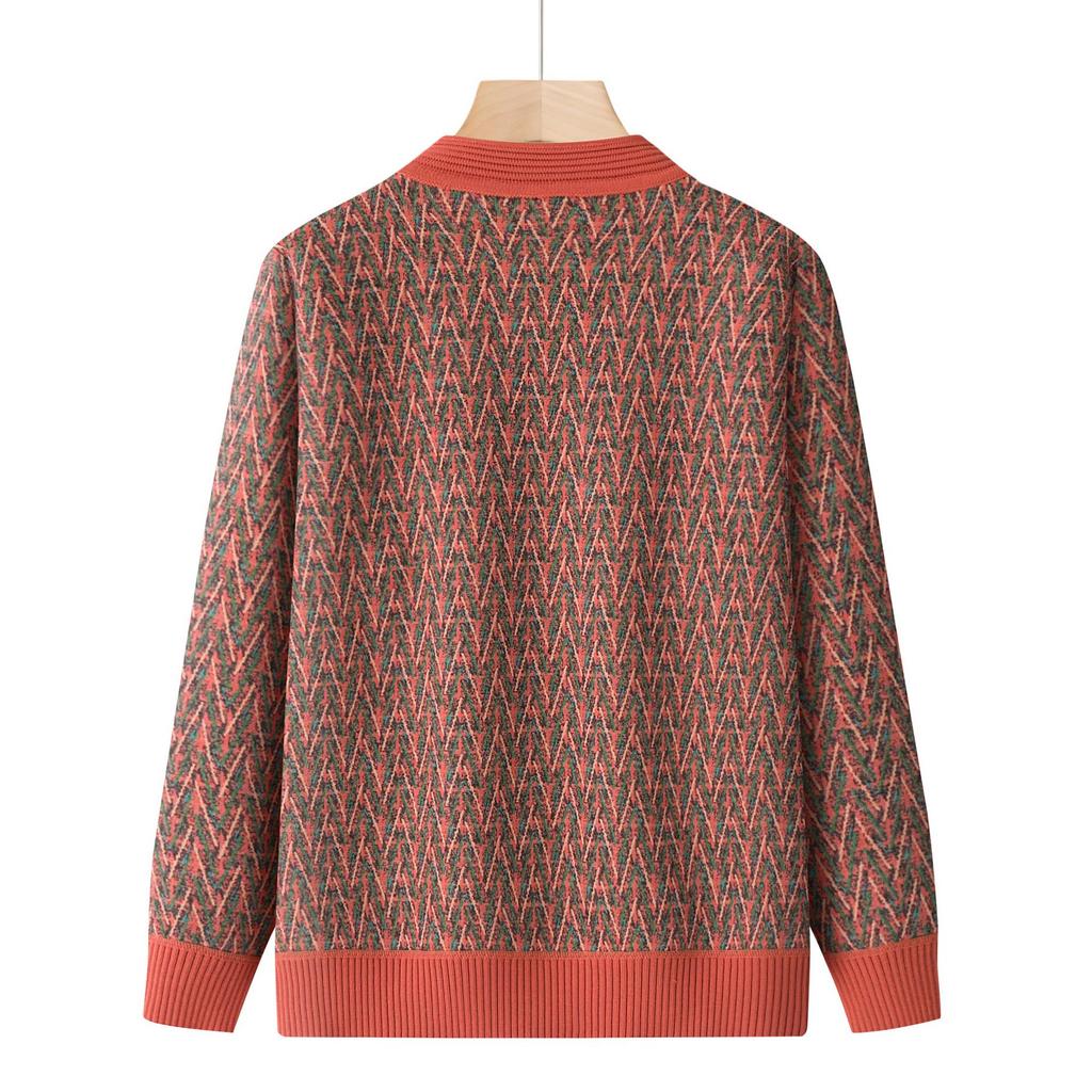 Fleece-lined Wool Cardigan for Women, Ideal for Middle-aged and Elderly Ladies, Thick Warm Sweater for Autumn/Winter, Perfect for Ages 60+.