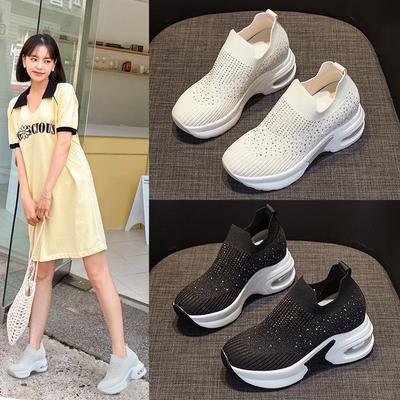 Damen-Schuhe mit innerer Erhöhung, neue Sommer-Schlank-Fliegenstrickschuhe, Damen-Atmungsaktiv-Mesh-Strass-Plateau-Luftpolster-Mutter-Schuhe