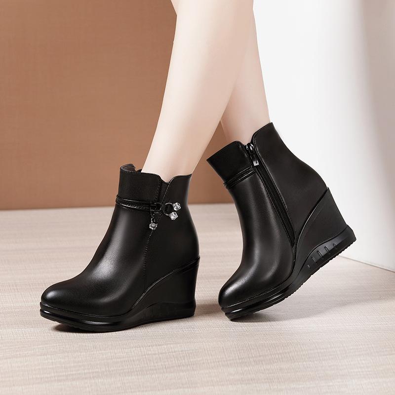 8cm Malá Velikost 32-43 Černé Platformové Klínky s Tlustou Podrážkou Kotníkové Boty 2025 Podzim Zima Vysoké Podpatky Krátké Kozačky s Kožíškem Kůže