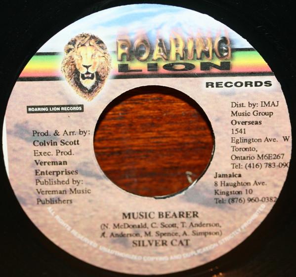 

7inch Record SILVER CAT - Music Bearer NONE Roaring Lion Re 1998 Jamaica Reggae, Ska & Dub Used