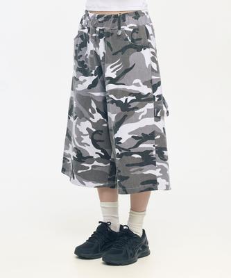 SLOW RECORD HOUSE Carpenter Bermuda Wide Camo Pants_White