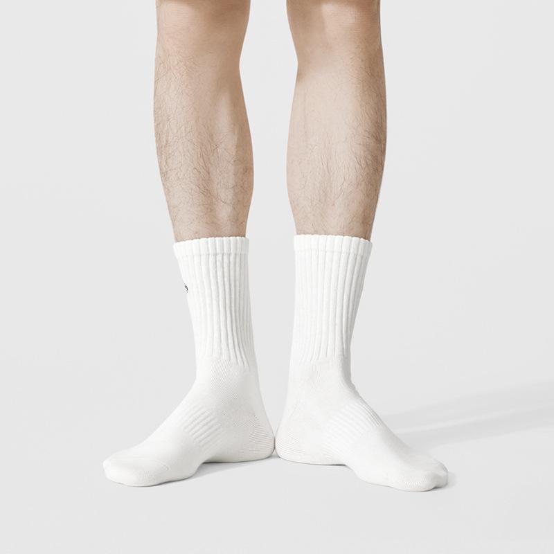 5 Pairs of Male Spring and Summer Sweat Absorption Deodorizing Sports Embroidery Non Skid Socks