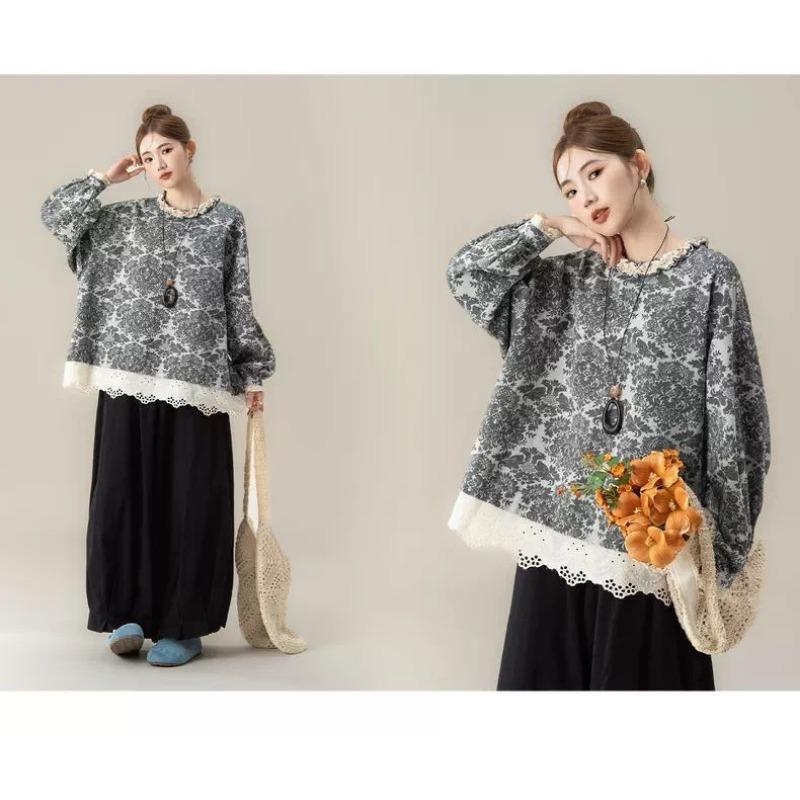 Fashionable Japanese Retro Printed Long-sleeved Shirt for Women in Autumn and Winter New Versatile Lace Splicing Loose Top