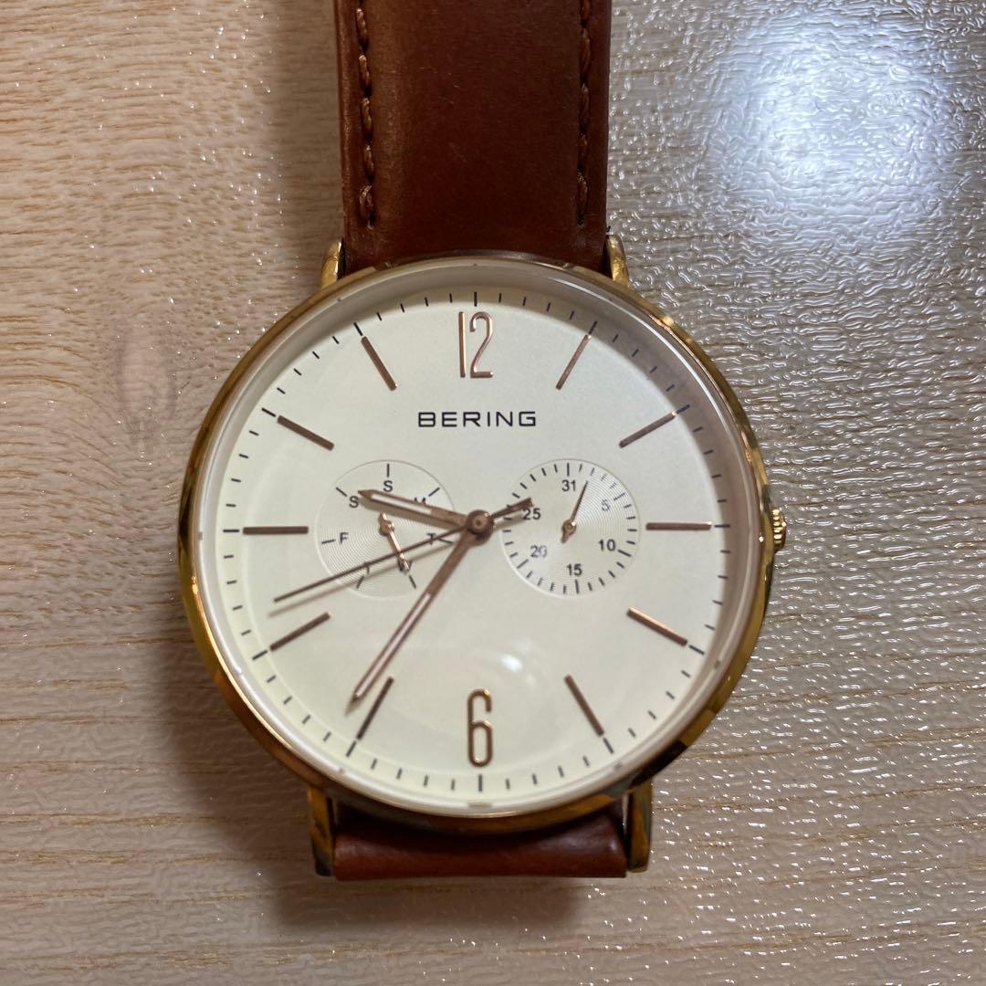 Used BERING Analog Clock White/Brown Battery dead, no history of battery replacement