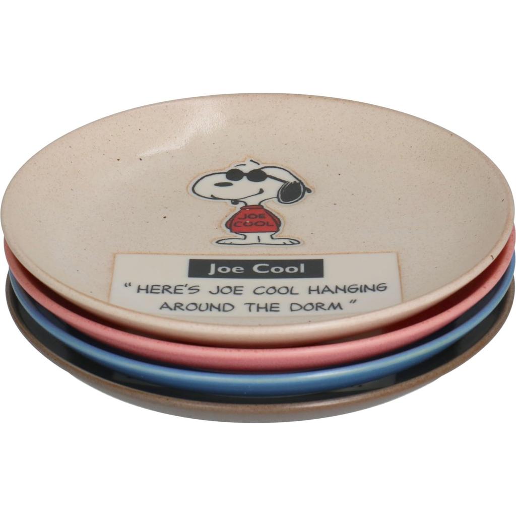 Yamaka Shoten PEANUTS Plates (4 Plates, 14cm Each), Wooden Box Set, Kiln-Tempered Glaze, Snoopy Merchandise, Mother's Day Gift, Made In Japan,