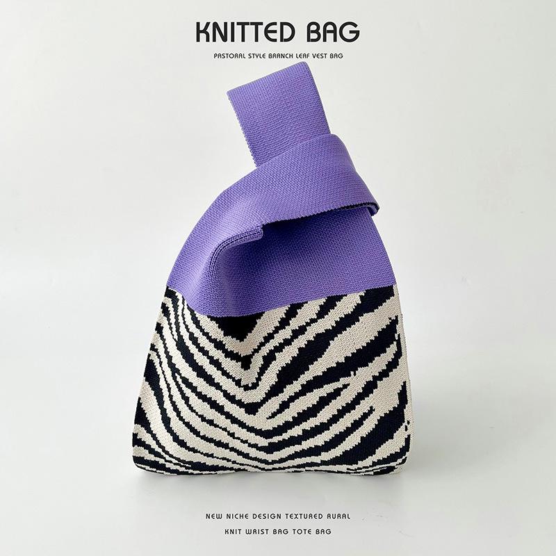 Large Capacity Knitted Tote Bag for Street Commuting