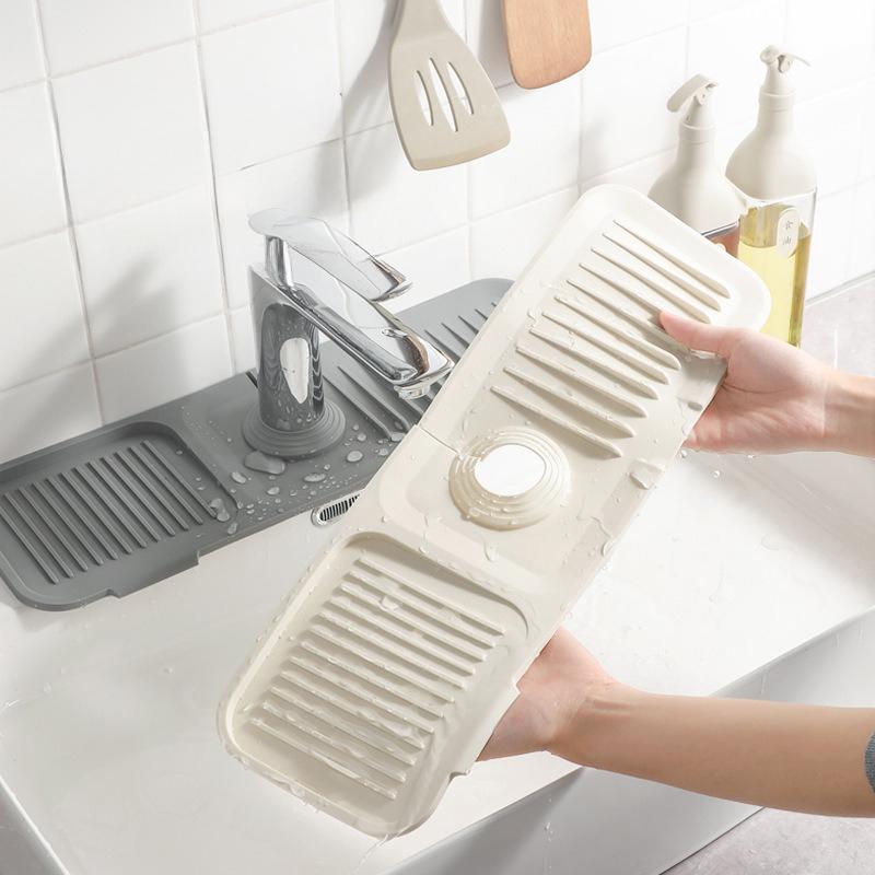 Kitchen Silicone Faucet Mat Faucet Water Catcher Mat Sink Splash Pad Household Countertop Protector Bathroom Splash Guard 1PC