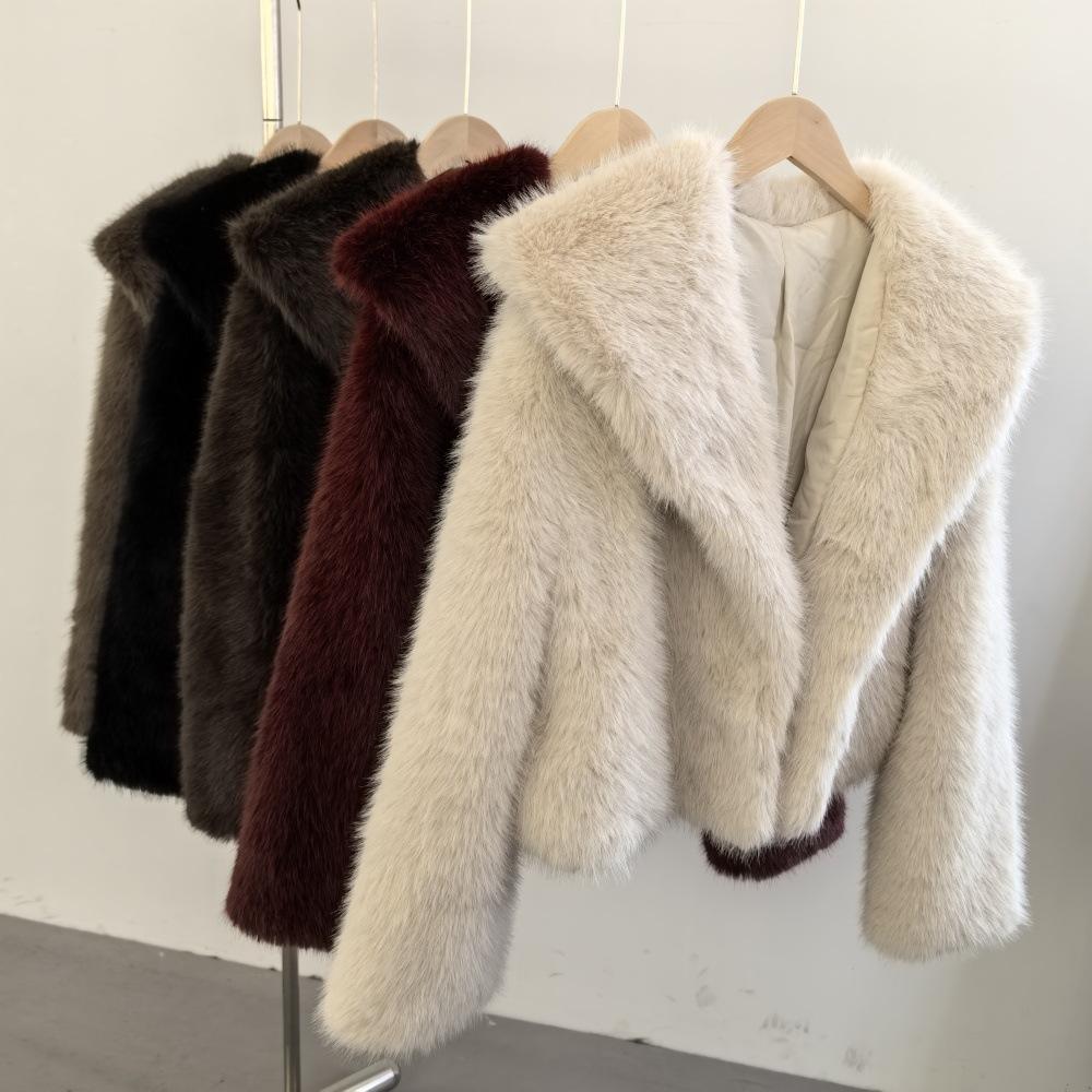 Imitation Fox Fur Fake Fur Coat Women's Short Fashion Fur Coat High Quality Autumn Winter Women Jacket Coat 2026