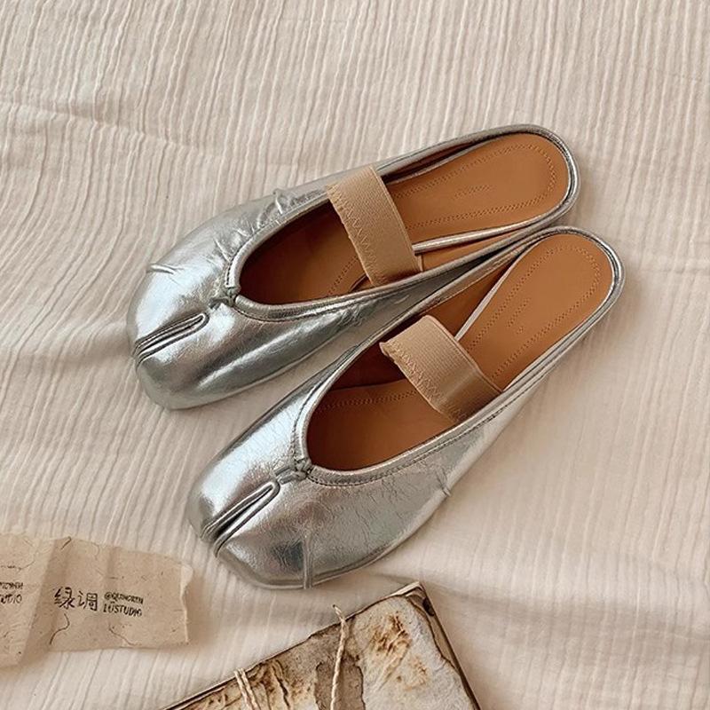 Fashion Spring Women Flat Split Toe Shoes PU Leather Bow Tie Front Shallow Slip On Girls Tabi Shoes Flats Ballet Shoes