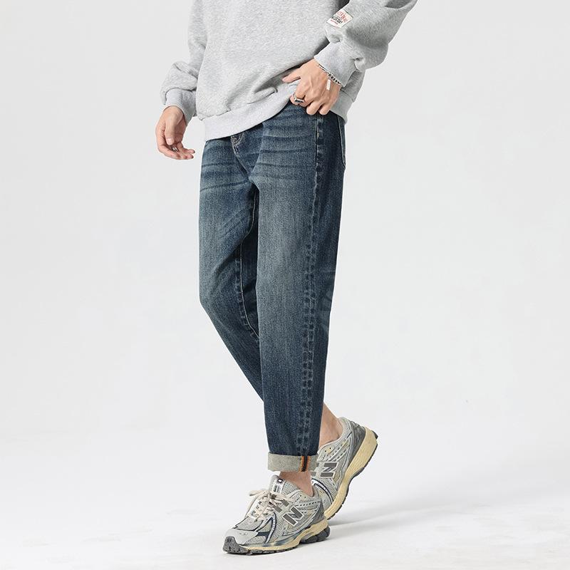 Autumn and Winter Velvet Slim Slightly Tapered Small Foot Elastic Jeans Men's Trend Washed Retro Dad Denim Trousers