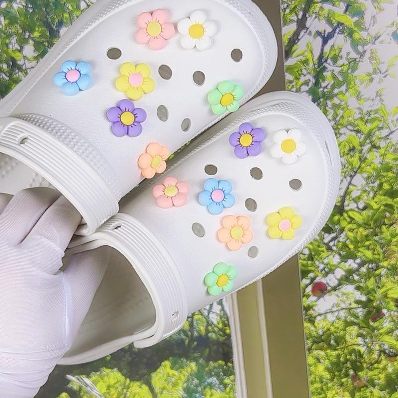 14PCS Fashion Shoe Charms Set Accessories Hole Shoe Buckle Cute Colorful Flowers Resin DIY Shoes Decorations for Bogg Bag