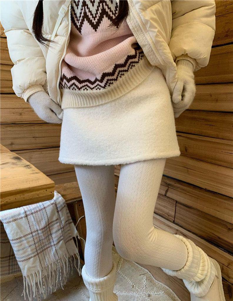 Lambswool Plush Women's A-Line Bodycon Mini Skirt - Autumn Winter 2025