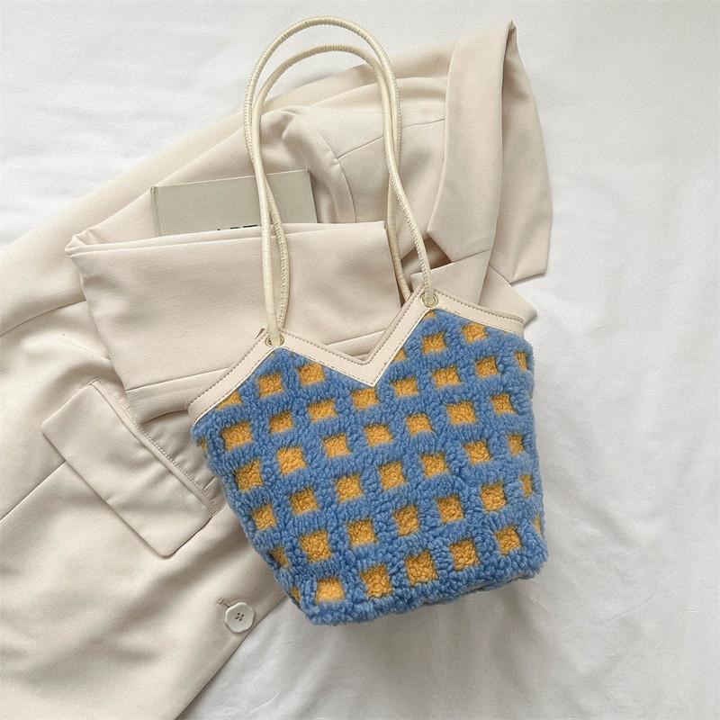 Fashionable Minimalist Shoulder Bag Stylish Tote Bag Large Capacity Perfect For Everyday Use