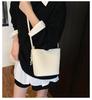 Personalized fashion trend bucket bag 2025 new exquisite niche simple temperament shoulder bag summer messenger bag