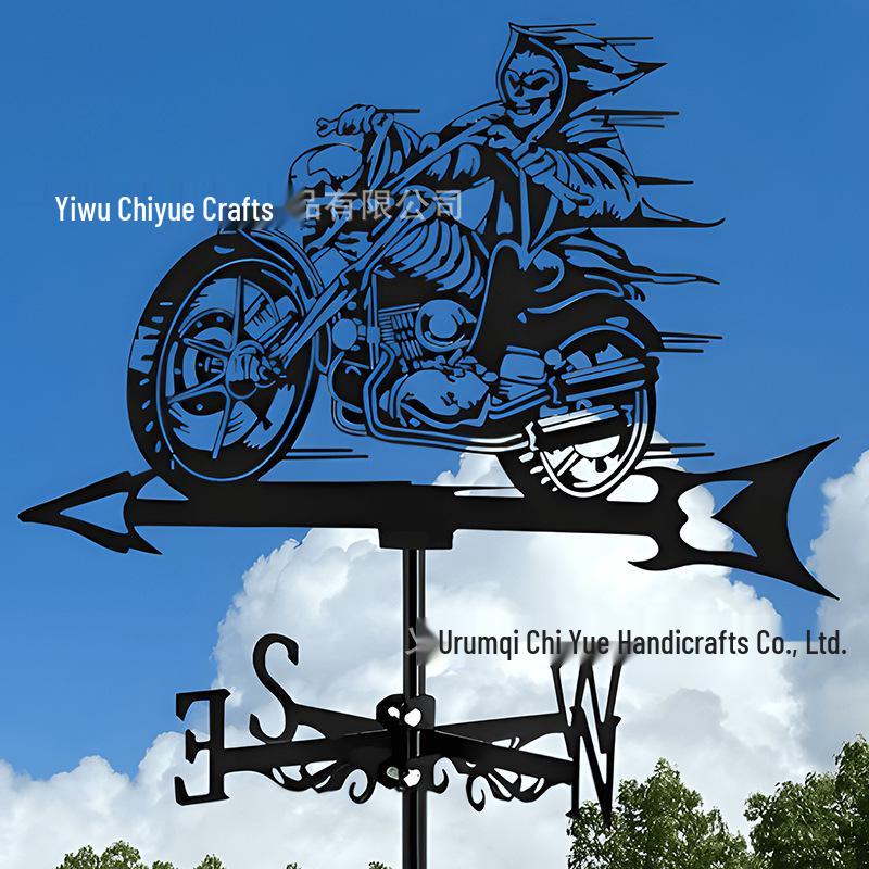 Weather Vane Ornament: Outdoor Wrought Iron Spray-Painted Roof Decoration Metal Craft