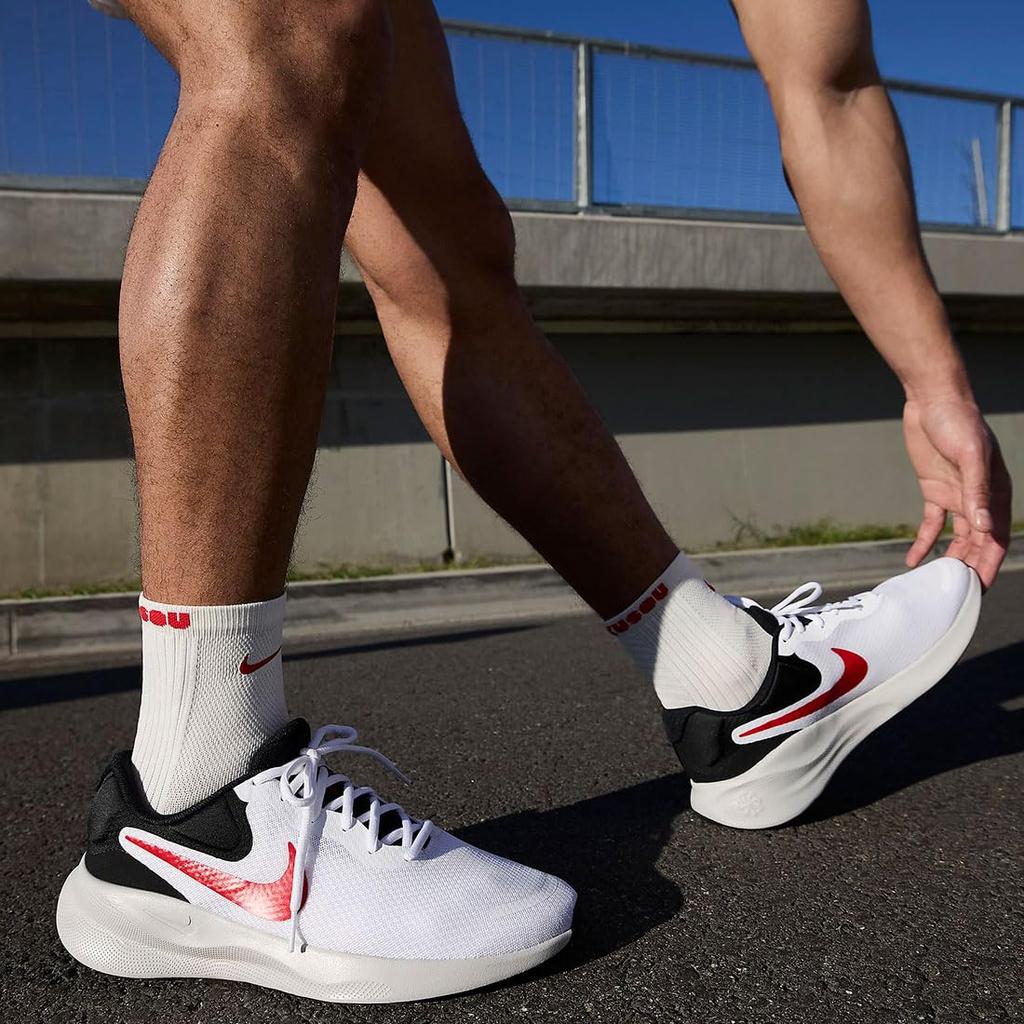 Nike Revolution 7 Size Size Sneakers, White/Black/Photodust/Fire Red, FB2207-102, 24.0cm (Japan), 8.5