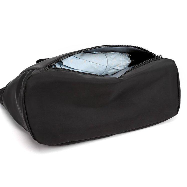 Geantă Tote de Călătorie Elegantă pentru Femei din Nailon Ușor - Geantă de Mână cu Capacitate Mare și Versatilă