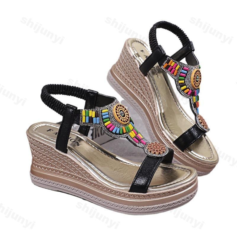 Fashion Summer 2025 Fashion Ethnic Style Comfortable Casual Sandals Women's Bohemian Beaded Open Toed Wedges Beach Cool Flip Flops Pumps