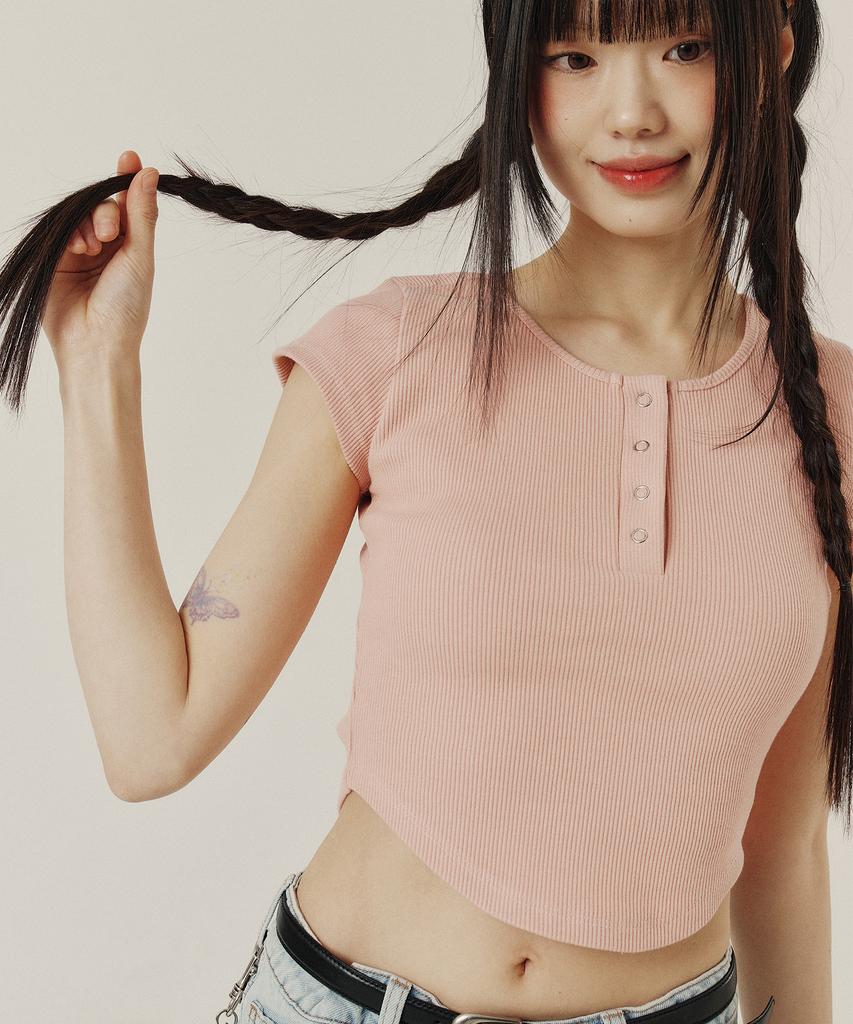 Kkuape Button Slim Round T-Shirt_3Color