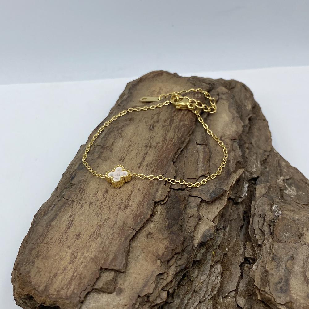 Bransoletka ze stali tytanowej 9 mm, czterolistna koniczyna, wzór gwiazdy, szczęśliwa czterolistna koniczyna