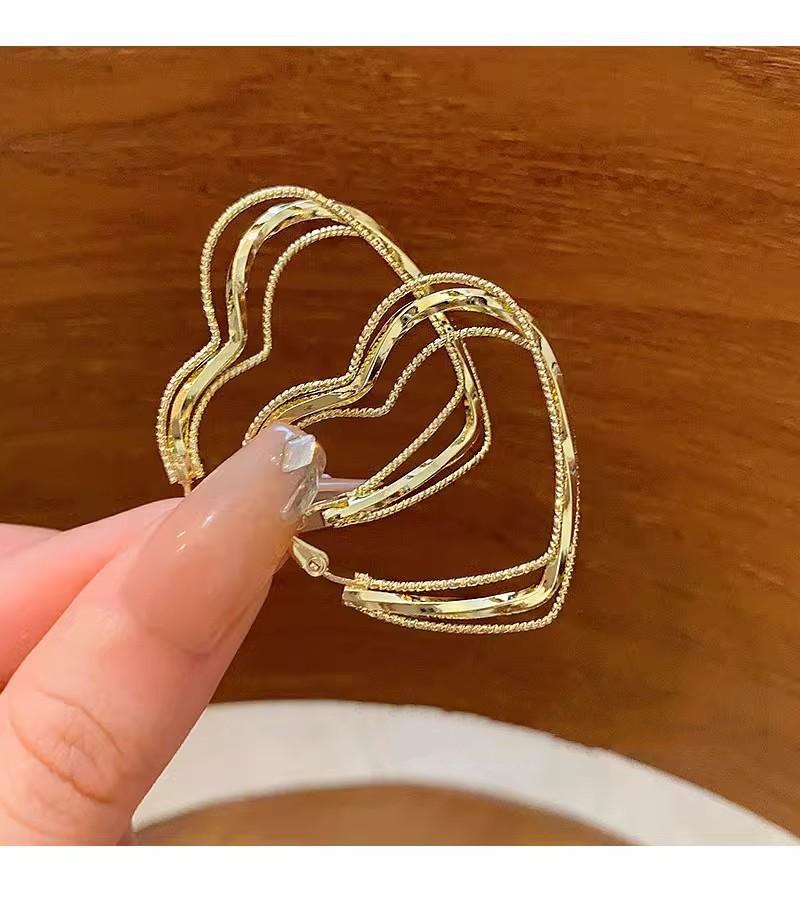 

111 silver needle multi-layer love cross twist earrings, new versatile personalized high-end earrings earrings 925 silver needle