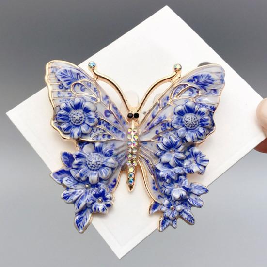 Women Brooch Flower Decor Butterflies Pin Sweaters Collars Shape Brooch Hats Bags Coats Scarves Versatile Accessory