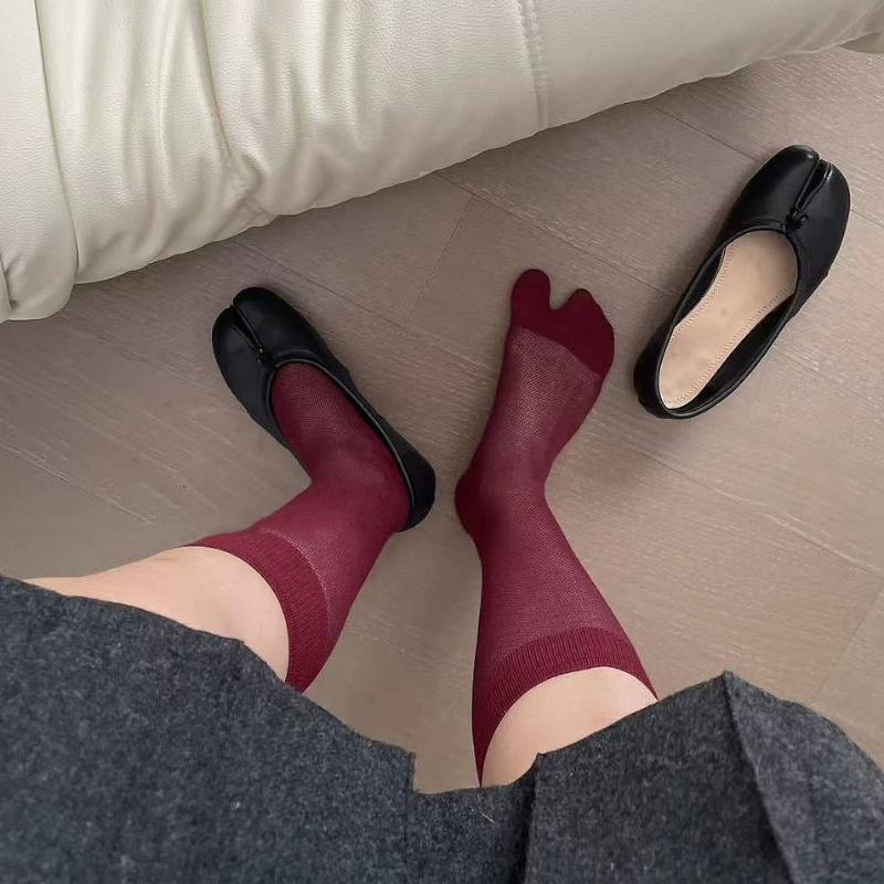 1Pair Long Tabi Socks Japanese Style Thin Stockings Women Versatile Split Toe Sock Slouchy Stretchy Cuff  2 Toe Knee High Socks