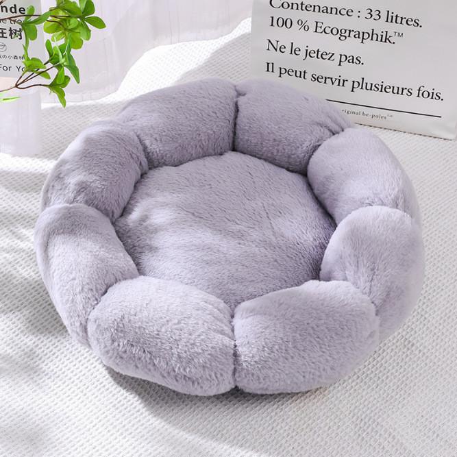 Petsoft Flowershaped Cat Bed With Pp Cotton For Small Dogs And Cats