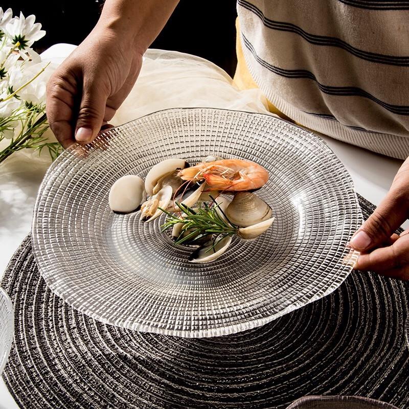 

Light Luxury Glass Fruit Plate