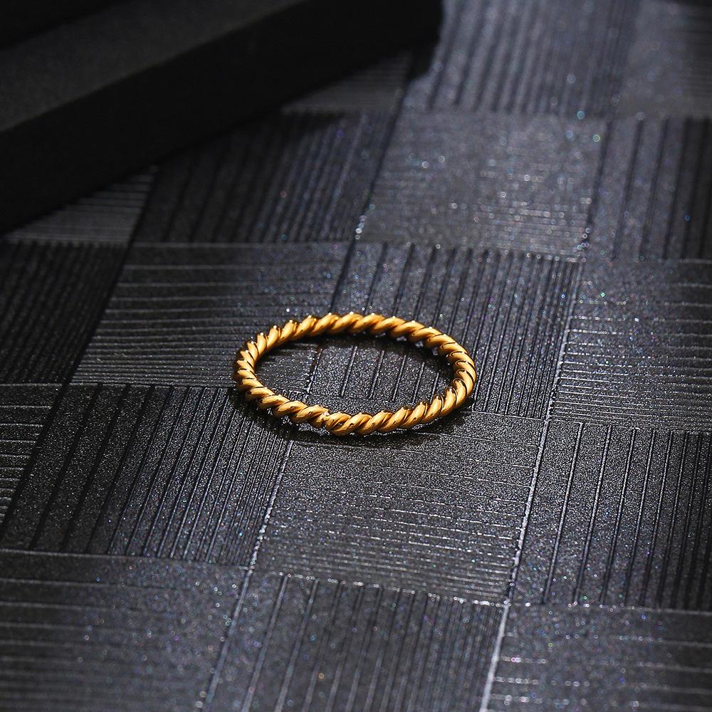 Minimalist European-American Titanium Steel Twist Rope Ring for Women