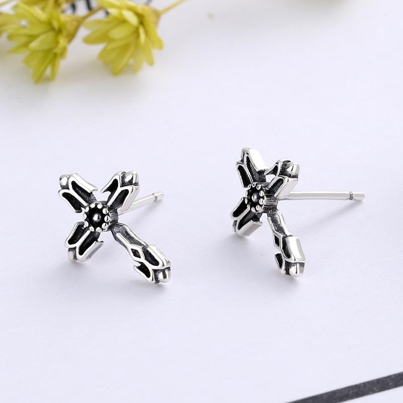 Retro Alte Kreuz Ohrstecker Für Männer Und Frauen Persönlichkeit Straße Super Coole Ohrringe Silberschmuck