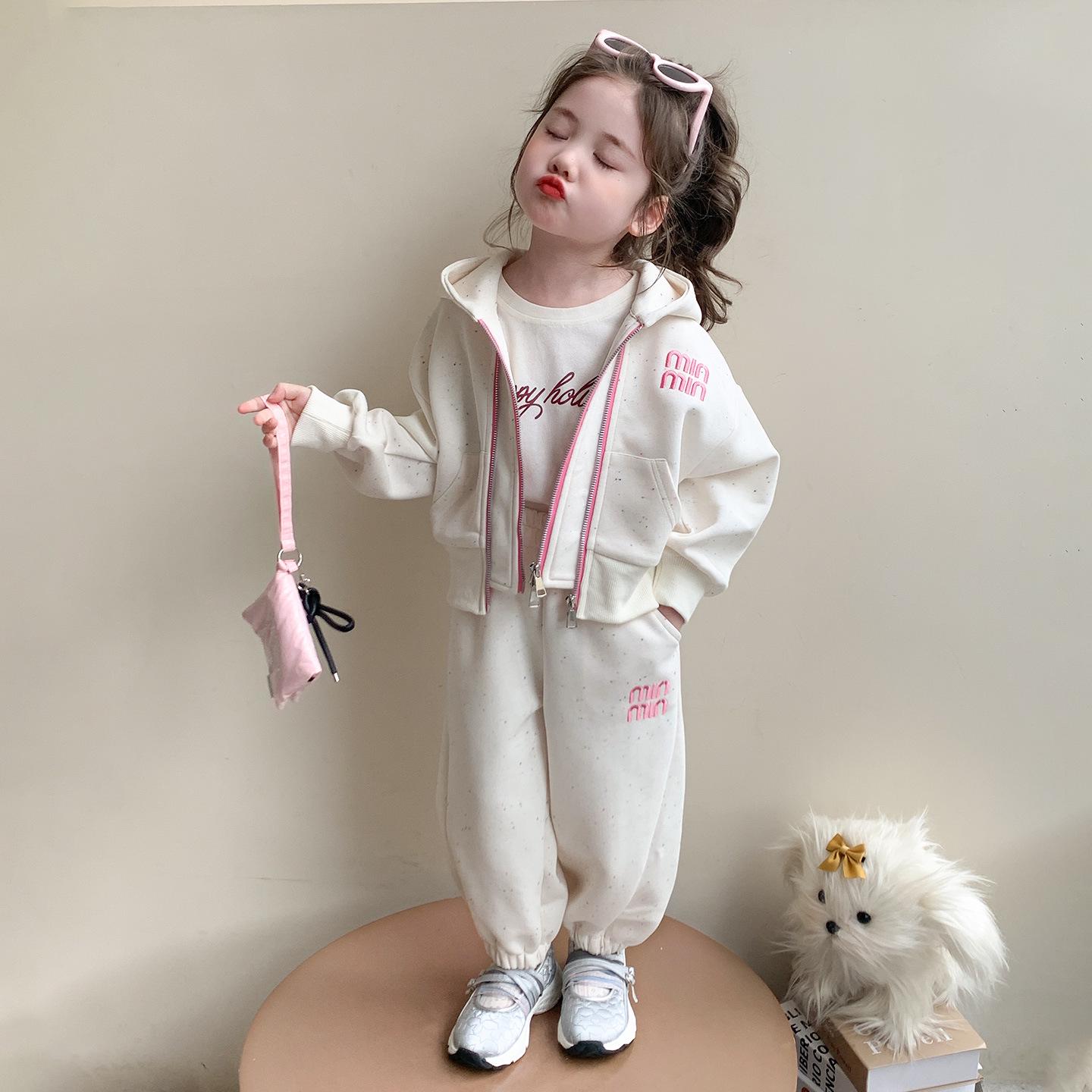 

Комплект худи и спортивных штанов для девочек на осень 2025 года - Новый стиль, костюм-двойка с двойной молнией 120cm бежевый