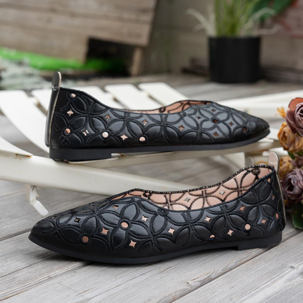 Summer Fashion Women Hollow Soft Bottom Casual Shoes Leisure Women's Ox Tendon Flats Breathable Sneakers