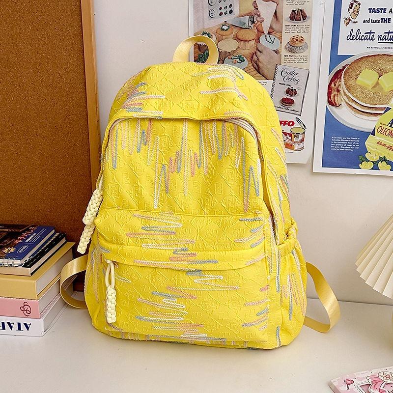 Cute schoolbag junior high school girls high value niche style college students design sense travel shoulders