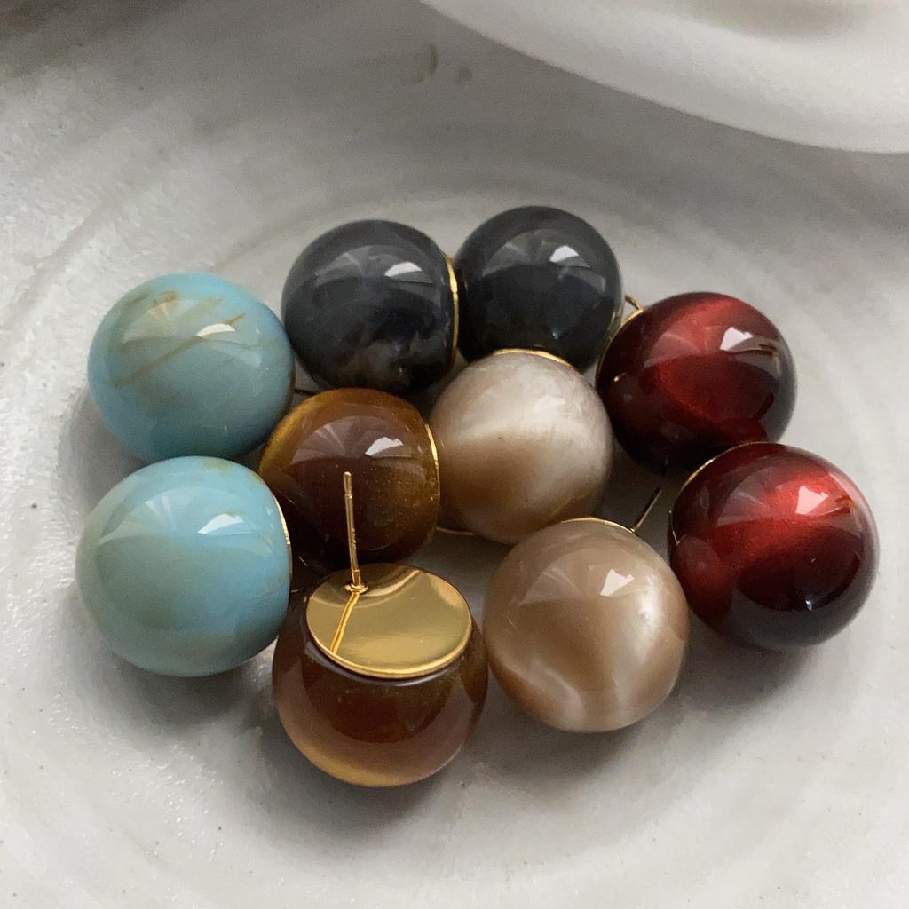 Natural Resin Color Sphere Stud Earrings Niche Medieval Temperament Advanced Simple Electroplating Real Gold Versatile Earrings