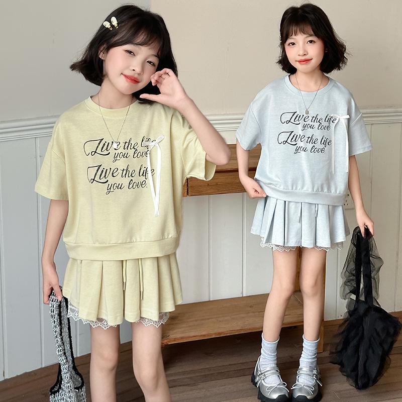 

2025 Summer Girls Korean Letter Print T-Shirt & Pleated Skirt Lace Set 130 cm синий