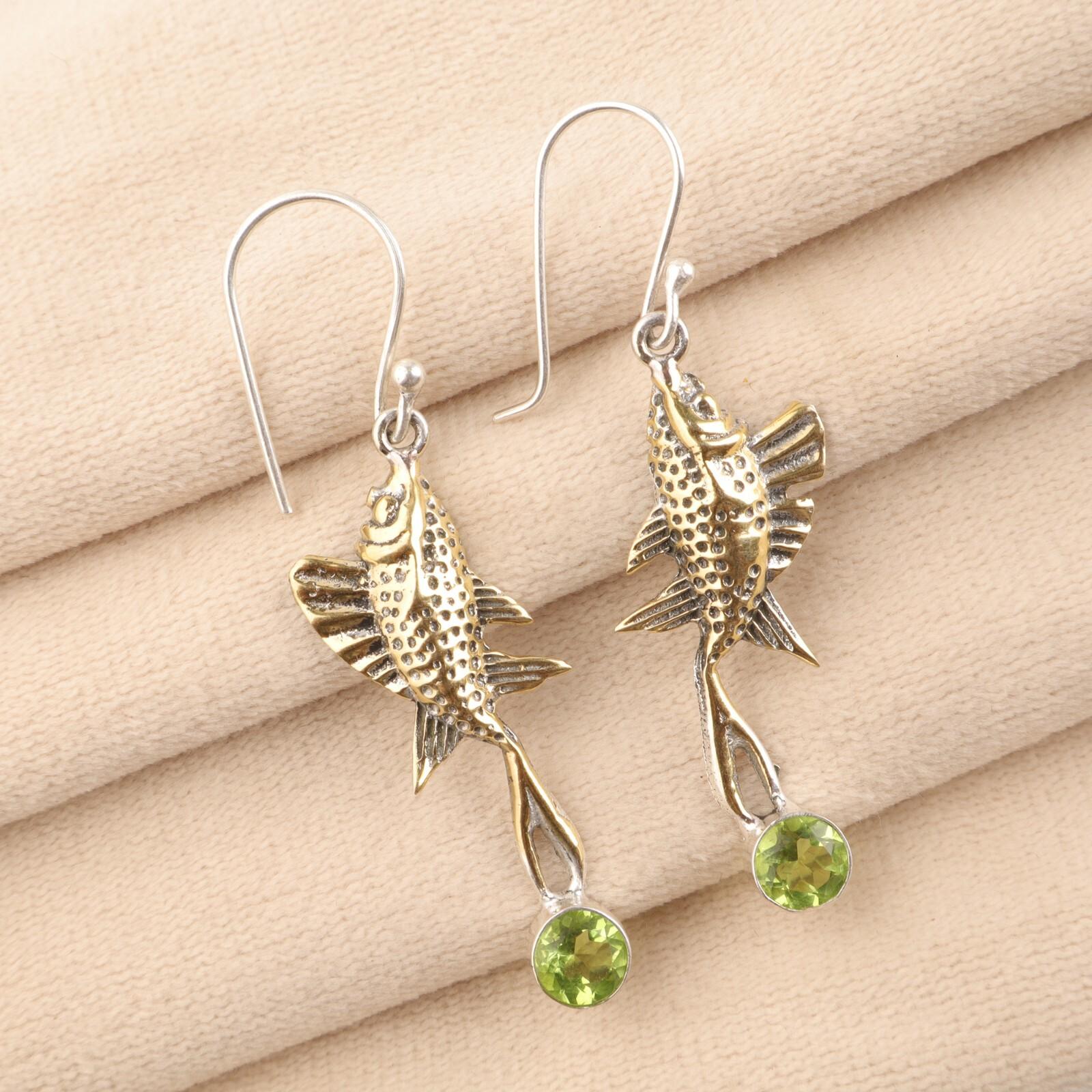 

Перидот Драгоценный камень 925 Стерлинговое серебро Ювелирные изделия Серьги с камнем августа 2,17 EE-148-8