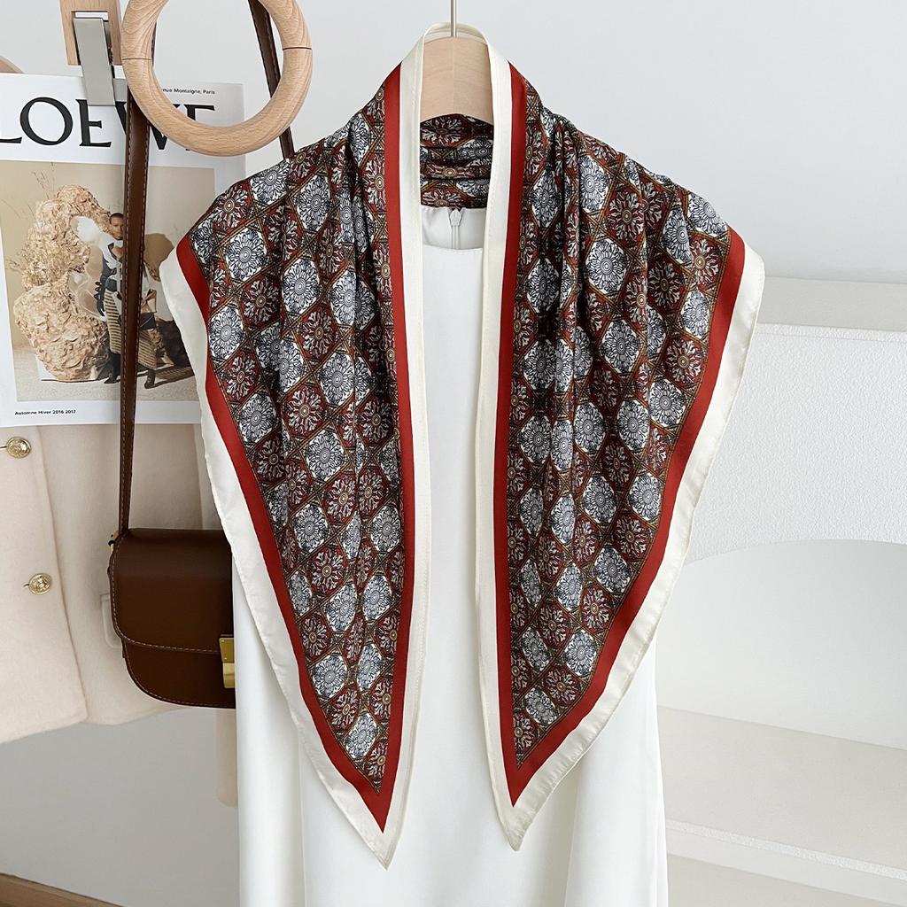 Premium retro printing autumn new silk scarf fashionable versatile diagonal headscarf decorative jeans belt triangle scarf