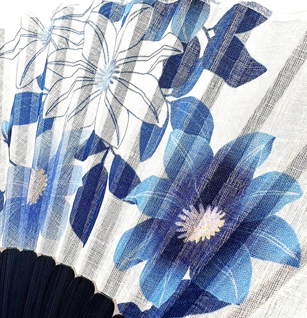 [Hanakanzashi] Women's Clematis Fan Set with Fan Case, White, Indigo, Navy Blue, 21cm [1061 Clematis]