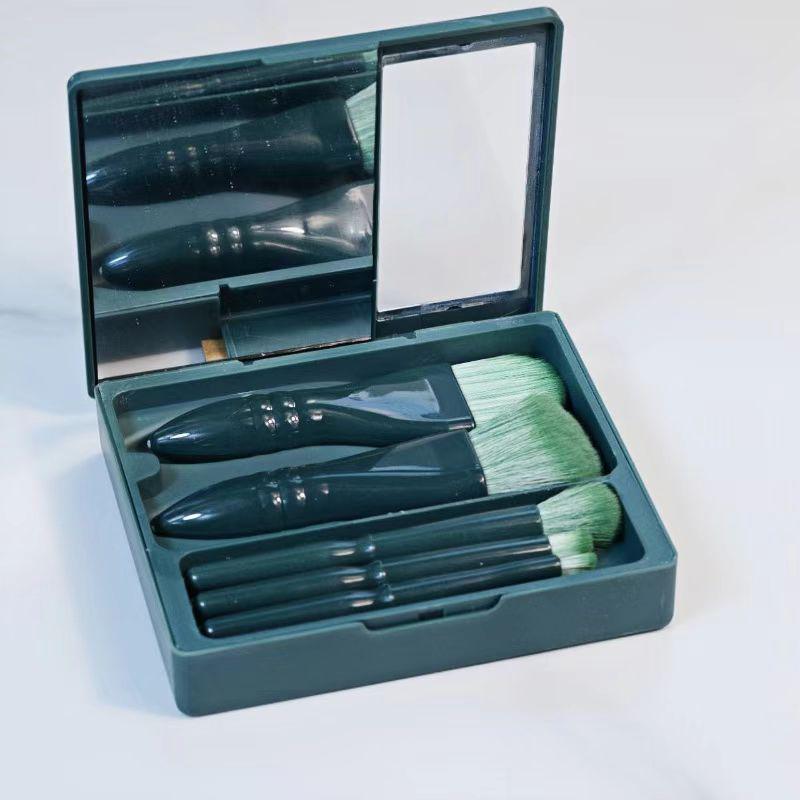 5-Piece Travel Makeup Brush Set with Mirror Box - Includes Foundation and Eye Detail Brushes