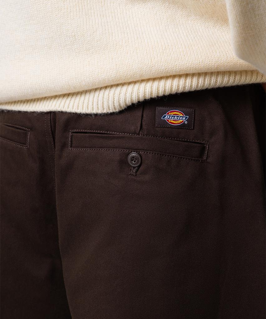 DICKIES Relaxed Single-Pleat Chino Pants Brown