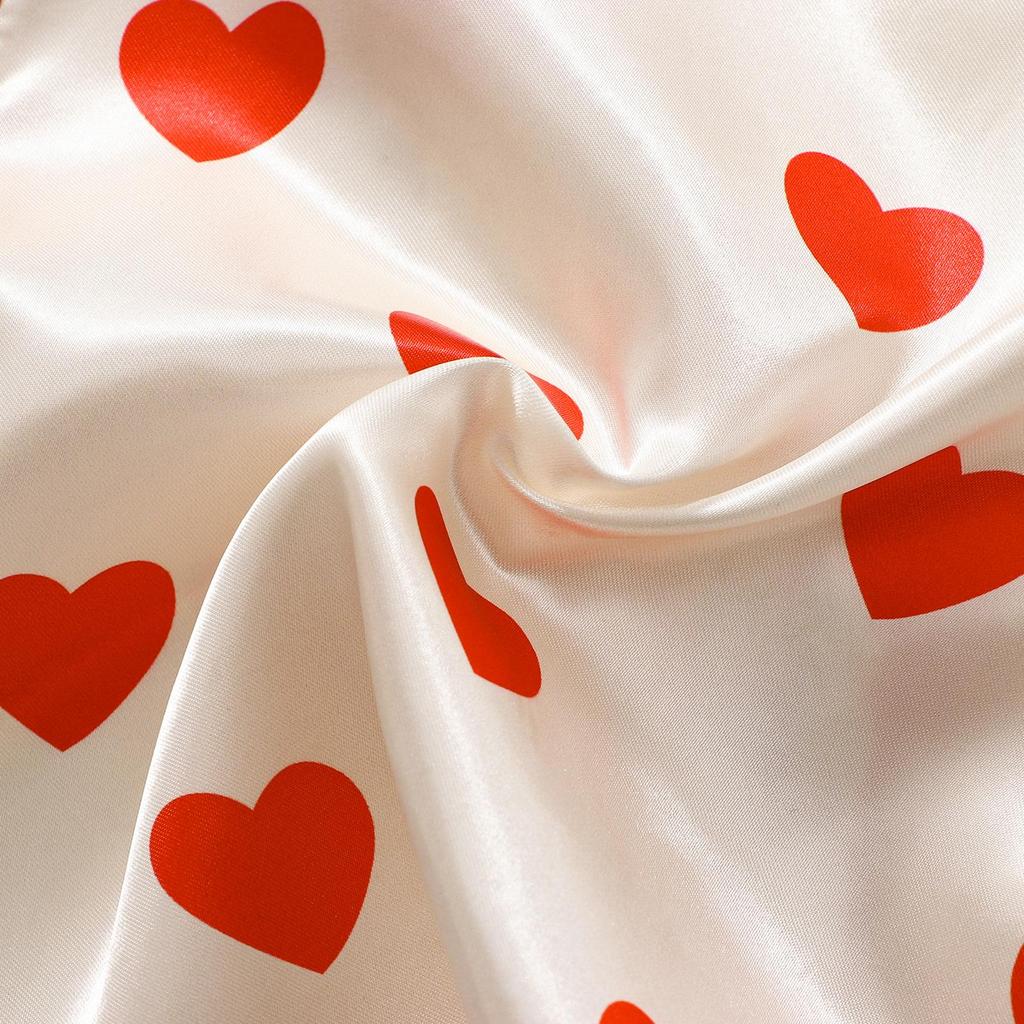 Dziecięce dziewczęce ubrania letnie Stroje 1 rok 2 lata 3 lata 4 lata 5 lat 6 lat 7 lat Nadruk w kształcie serca Wywijany kołnierzyk Topy z krótkim rękawem i szorty z elastycznym pasem 2 szt. Garnitur