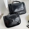 New Fashion Cosmetic Box Quilted Professional Cosmetic Bag Women's Large Capacity Storage Handbag Travel Toiletry Makeup Bag Sac