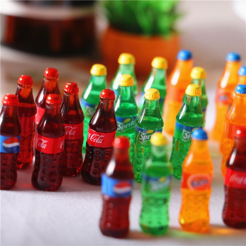 4Pcs1:12 Miniature Dollhouse Drinks Simulation Supermarket Mini Coke Beverage Bottle Wine Drink For Dollhous Kitchen Accessories