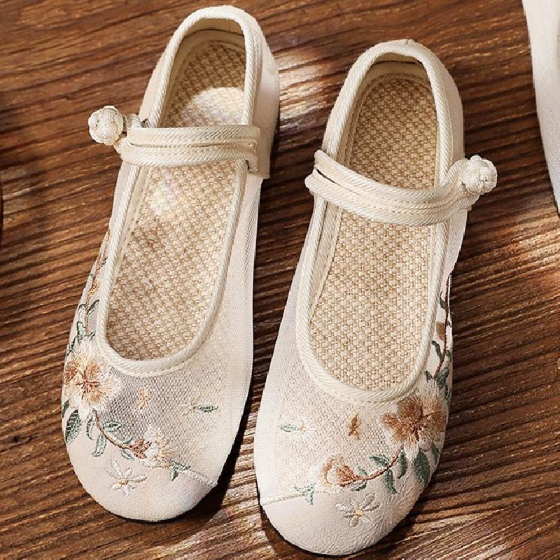Fashion Retro High Quality Embroidery Ballet Shoes Women Round Toe Buckle Breathable Flat Sandals Fashion Casual Ethnic Style Dance Shoe
