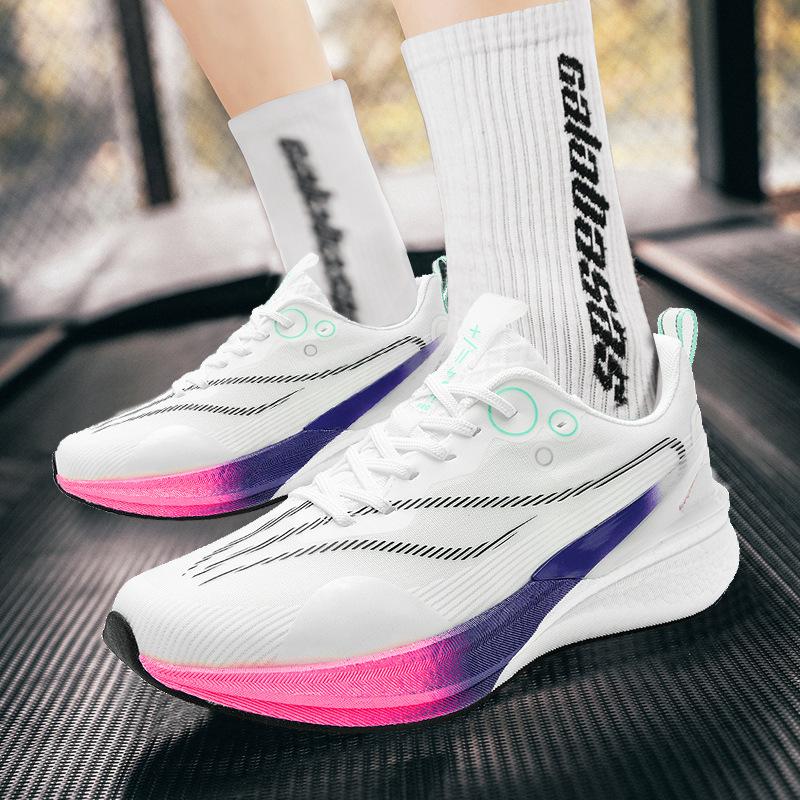 Laufschuhe mit Carbonplatte für Paare, ultraleichte Sportschuhe für Männer für morgendliches Joggen, Trainingsschuhe mit Reibungsgeräusch