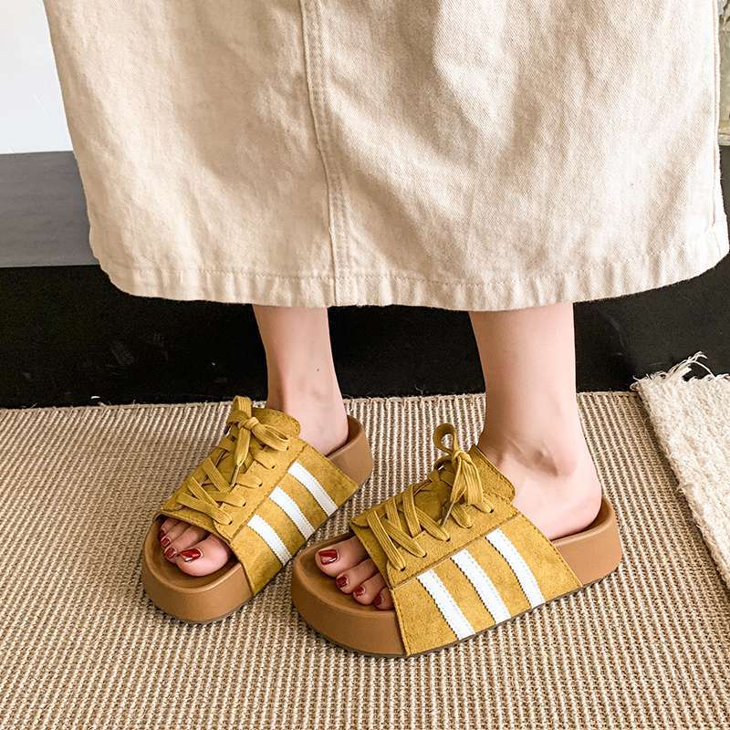 

Cool slippers women s 2025 new height increase summer Korean version versatile three Boken lace-up thick bottom French casual premium 35 жёлтый