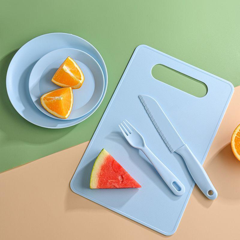Non-slip Plastic Kitchen Knife for Cutting Fruits, Knife Set for Chopping Vegetables, Chopping Board, and Baby Food Set.