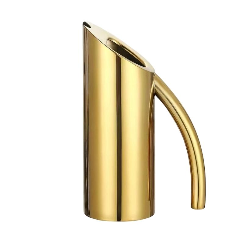 Ergonomic Handle Stainless Steel Pitcher for Bartenders Ice Cold Freeze Water Pot Kettles for Commercial Bar Essential