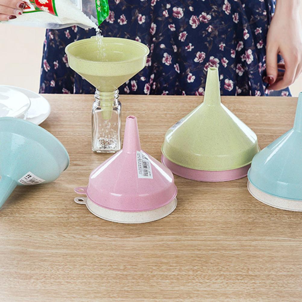 Kitchen Funnel Ideal for Oil Wine and Powder Transfer Compact Round Mouth Funnel for Small Bottles Food Grade Plastic